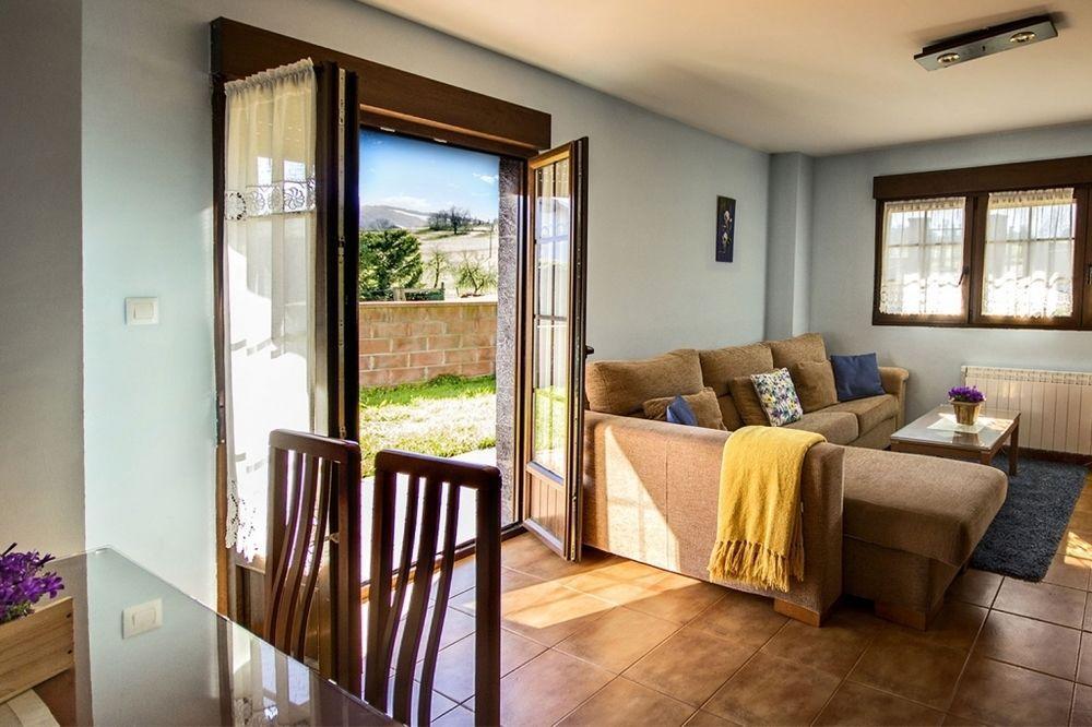 Apartamentos Toraya Hoz de Anero Esterno foto